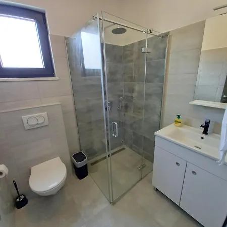 Villa Beautiful With Private Pool On Peaceful Location, Village Sveti Kirin *