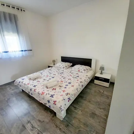 Beautiful With Private Pool On Peaceful Location, Village Sveti Kirin Villa *