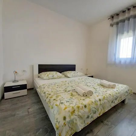 Beautiful With Private Pool On Peaceful Location, Village Sveti Kirin