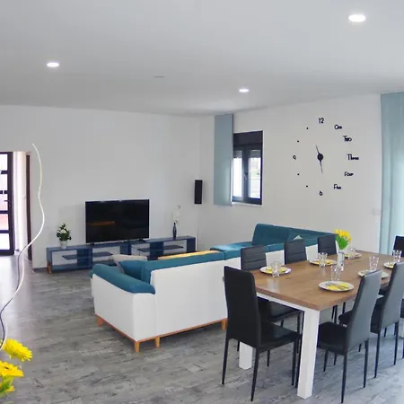 Villa Beautiful With Private Pool On Peaceful Location, Village Sveti Kirin *