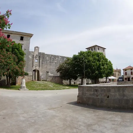 Beautiful With Private Pool On Peaceful Location, Village Sveti Kirin Villa