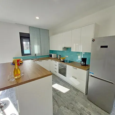 Villa Beautiful With Private Pool On Peaceful Location, Village Sveti Kirin